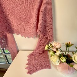 Winyo Sjalet � Strikkeopskrift � NYHED!