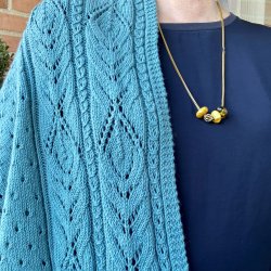 Tulipan Sjalet Strikkeopskrift